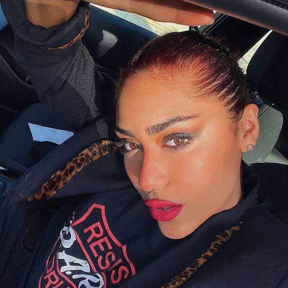 Isabella Mebarak, la guapa sobrina de Shakira que diseñó la sudadera de la “venganza”