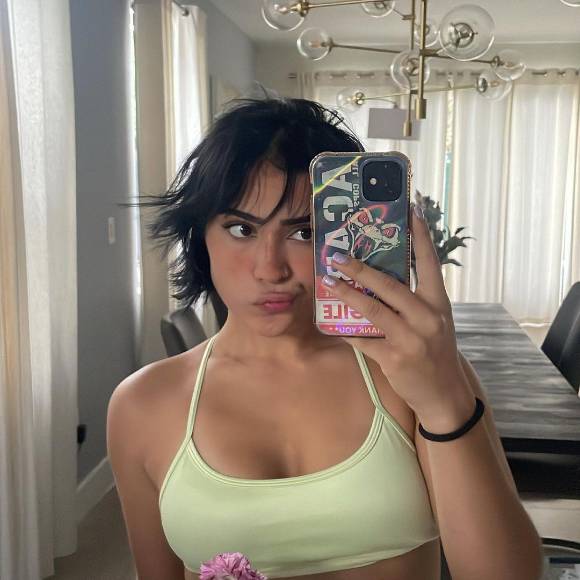 Isabella Mebarak, la guapa sobrina de Shakira que diseñó la sudadera de la “venganza”