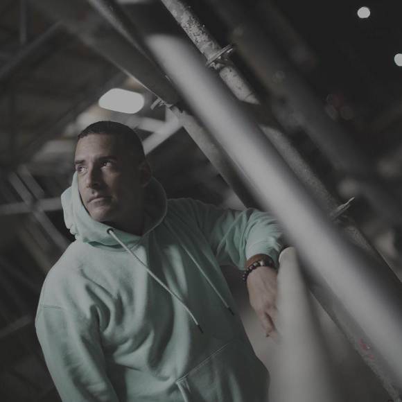 Melvin Ayala, el hermano de Daddy Yankee que triunfa en la música cristiana