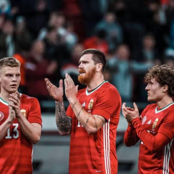 Futbolista se hace viral en la Eurocopa por su físico y responde a los gordofóbicos