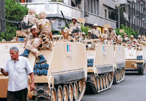 Ejército de Egipto derroca a presidente Mursi