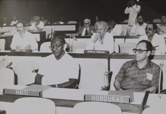 A la juventud se le promete mucho y se le cumple muy poco