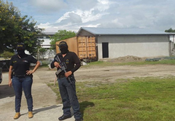 Honduras: Aseguran más viviendas y terrenos a la familia Rosenthal