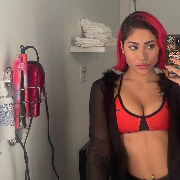 Isabella Mebarak, la guapa sobrina de Shakira que diseñó la sudadera de la “venganza”