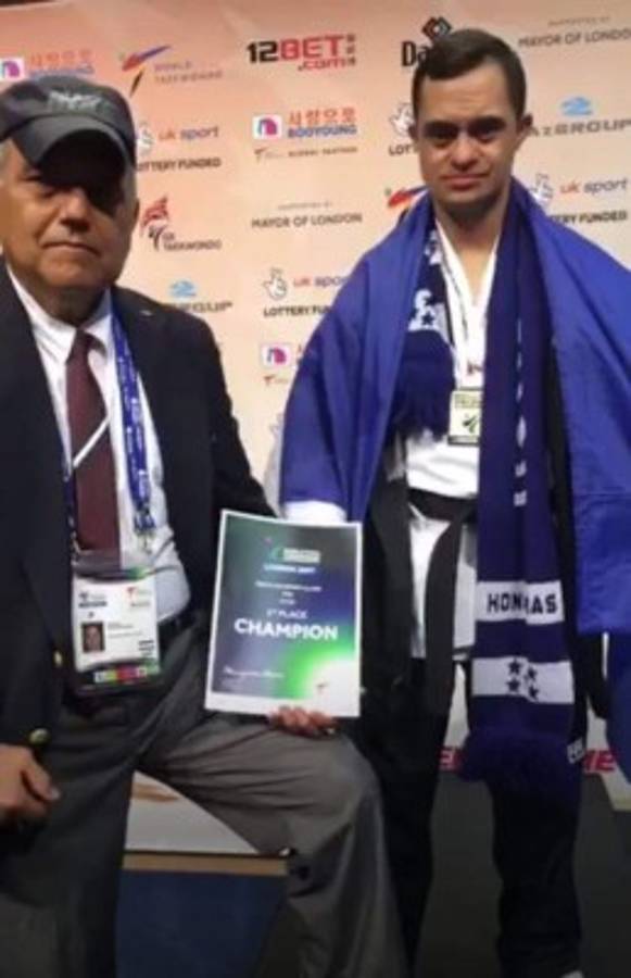 ¡Orgullo! El atleta hondureño Guillermo Erazo gana el oro en el Mundial de Taekwondo