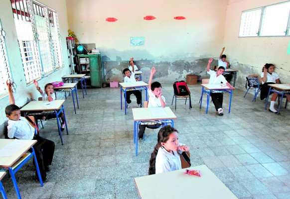 Migración de niños dispara la deserción