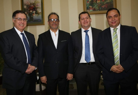 Jornada de buenos augurios para despedir a un amigo