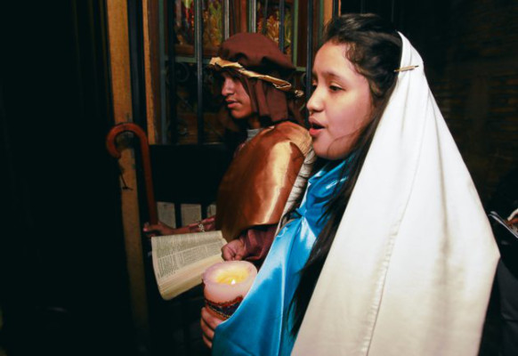 María y José piden posada