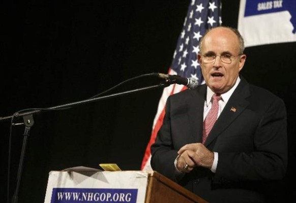 Exalcalde neoyorquino recomienda atacar focos de violencia en El Salvador