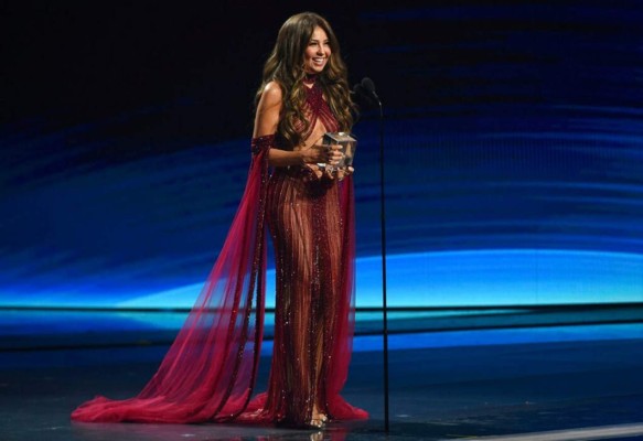 Divas latinas 'cincuentonas' a las que la edad no las opaca (Fotos)