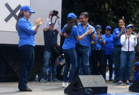 Las imágenes más inusuales sobre el cierre de campaña de los candidatos
