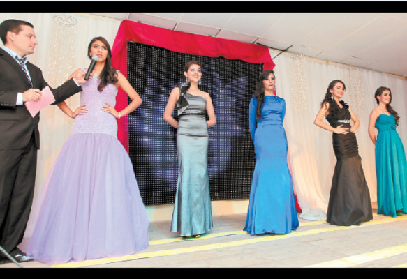 Hayzell Rodríguez es la nueva reina de Ferisur 2013