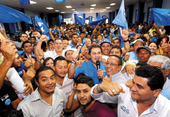 Candidatos presidenciales no convencen electorado