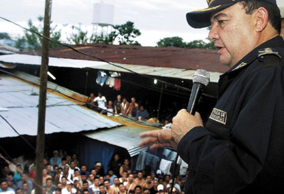 Frustran intento de motín en penal sampedrano