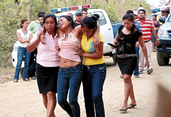 Asesinan a tres pasajeros de taxi en San Pedro Sula