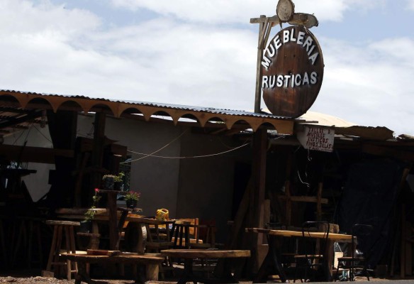 Amor verdadero tallado en madera