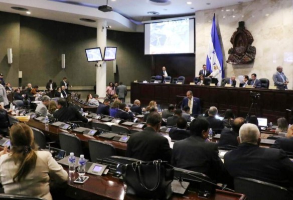 Congreso Nacional aprueba rebaja a las penas por delitos de corrupción y genera críticas 