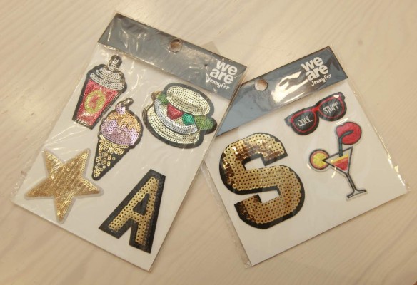 Skinny jeans, jackets y flats ¡enloquecen el armario de las universitarias!