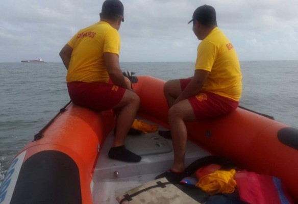 Encuentran dos de los cadáveres de embarcación que naufragó&nbsp;&nbsp;&nbsp;