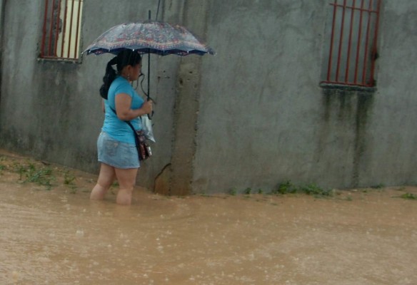 Alerta amarilla en la zona norte de Honduras por fuertes lluvias