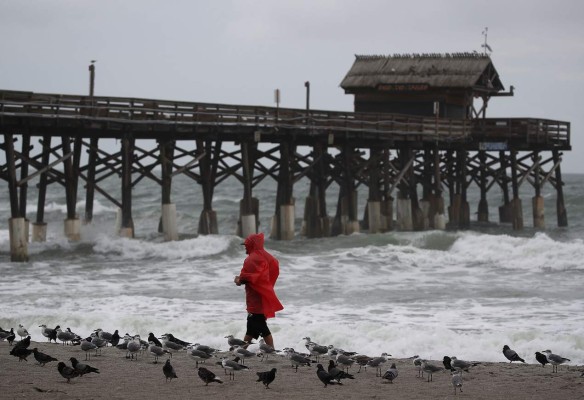 Hondureños en Miami podrían sufrir los estragos de Matthew