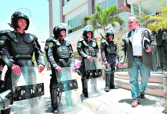 48 horas de video revisan en pruebas