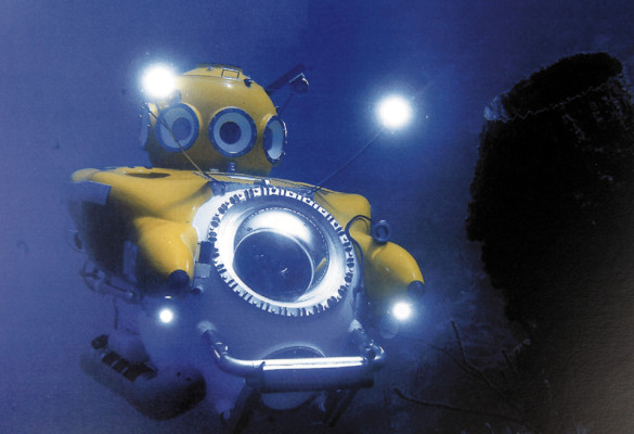 Submarino explora entrañas de Roatán
