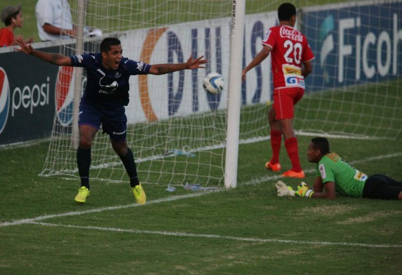Motagua ganó, gustó y goleó 4-1 a Real Sociedad