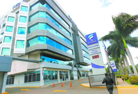 CNBS autoriza a Banco Ficohsa compra de Citibank y Cititarjetas