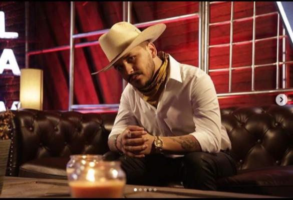 Viajes, autos de lujo y ropa de diseñador: así vive Christian Nodal