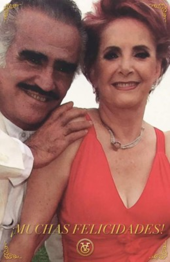 Vicente Fernández publica tierna foto de su primera bisnieta