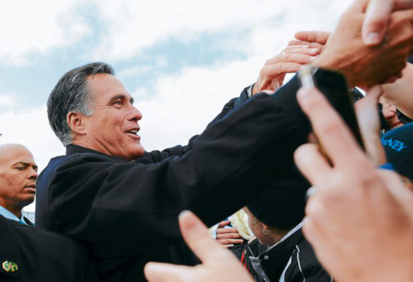 Romney aprovecha datos para criticar desempeño económico