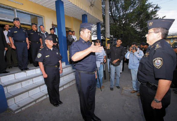 Cinco fiscalías investigan a policías