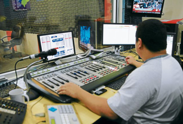 Radios hondureñas se suman al verano