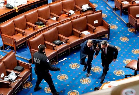 Invasión al Capitolio, magnicidio en Haití y regreso de talibanes: Impactantes imágenes de los hechos políticos que sacudieron al mundo en 2021