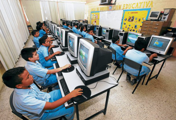 Con disciplina, compromiso y valores se forman alumnos