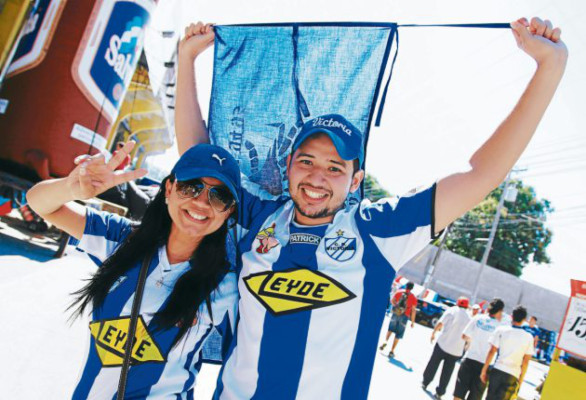 Ambiente de primera se vivió en la final Victoria-Olimpia