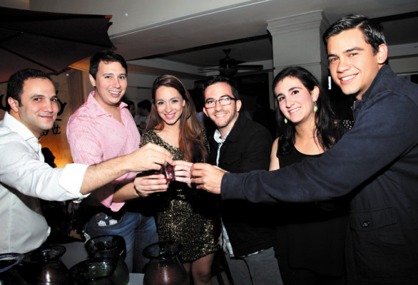 Despedida para Dariela López y Roberto Bográn