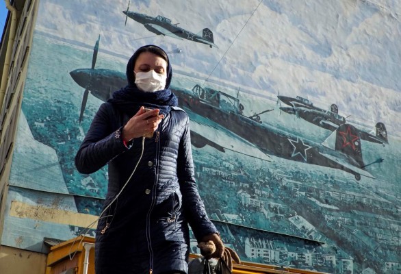 Luto, miedo y tristeza en un mundo que de pronto... se paró ante el Covid-19 (FOTOS)