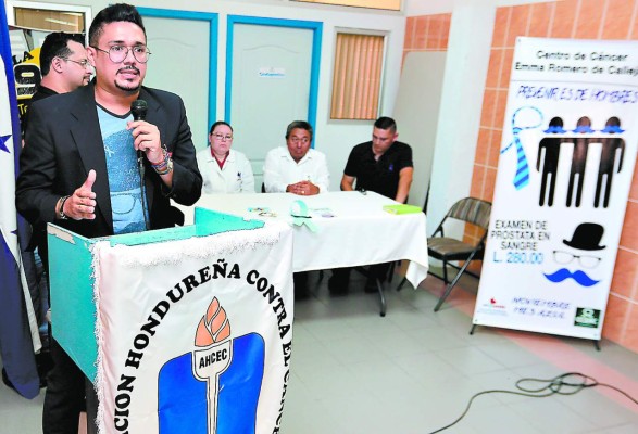 Unos 400 hombres mueren al año por cáncer de próstata