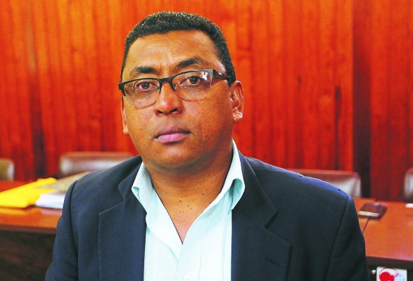 En picada la matrícula en sistema educativo público de Honduras