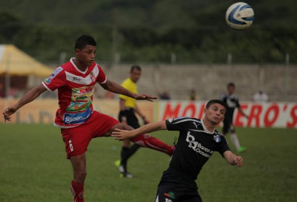 Real Sociedad le remonta al Honduras Progreso