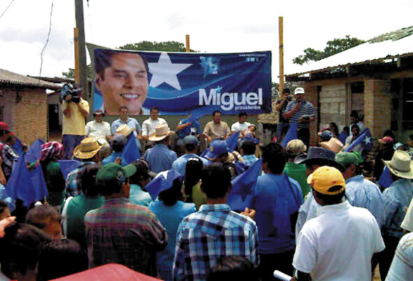 Miguel Pastor es postulado en asambleas públicas