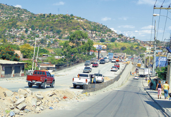 Habilitado paso en puente a desnivel de El Carrizal