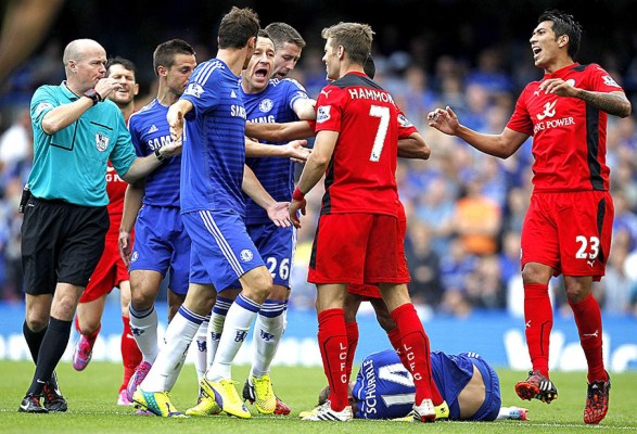 Chelsea gana 2-0 con gol de Costa y marca el ritmo en la Premier