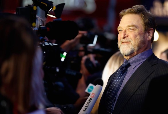 Actor John Goodman de 'Pedro Picapiedra' bajó de peso y se ve irreconocible
