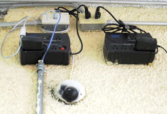 Encuentran saqueada oficina de seguridad de la UNAH