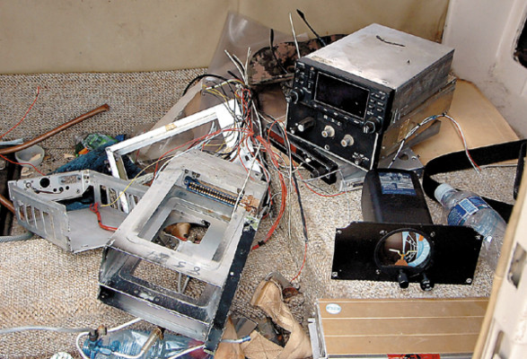 Contra árboles se estrelló narcoavioneta en el norte de Honduras