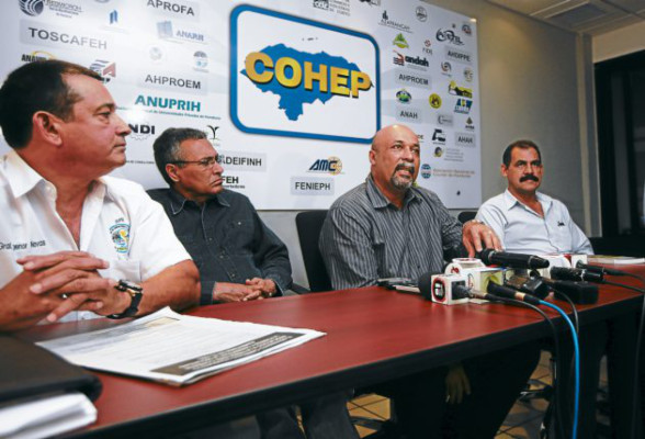 Fenagh pide 700 millones de lempiras para pagar tierras