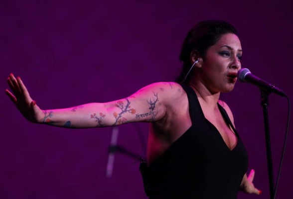 Crossing Borders, el nuevo disco de Eva Cortés